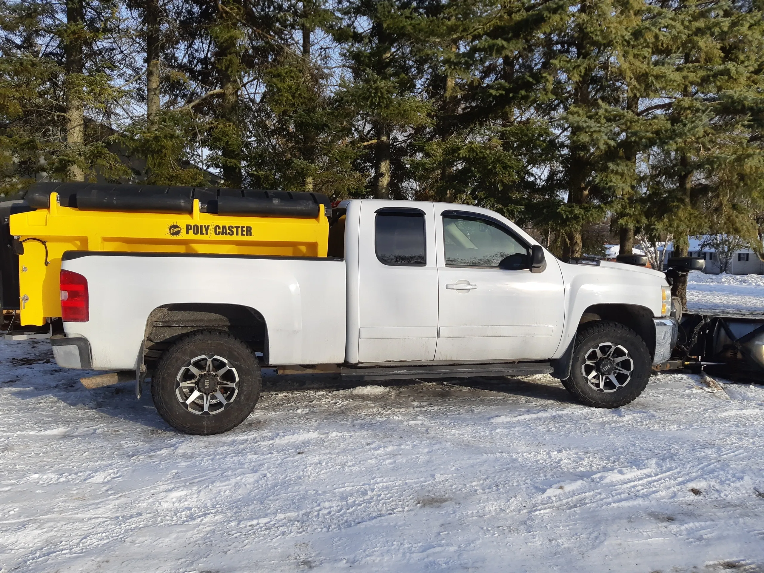 McKeys Landscape Services Equipment Truck - GTA